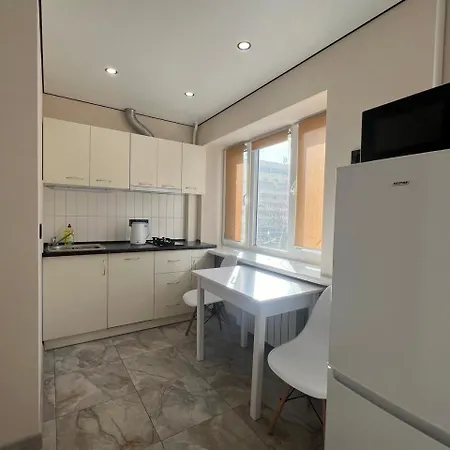 Апартаменти Near Pechersk Metro Station Київ